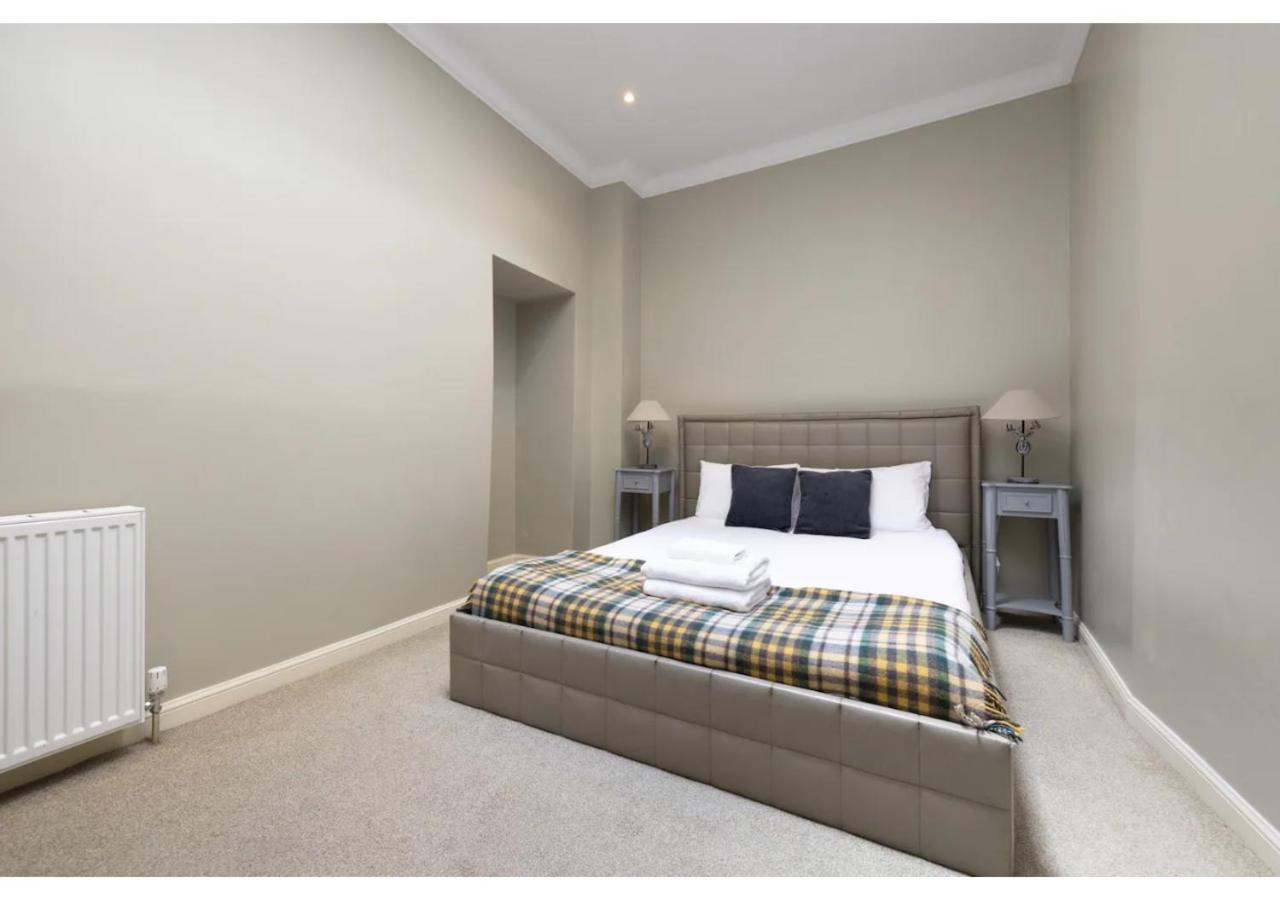 Royal Mile Apartments By Joivy Edinburgh Dış mekan fotoğraf