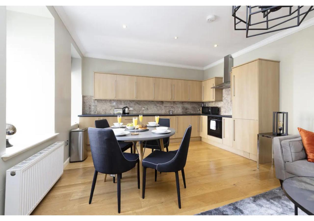 Royal Mile Apartments By Joivy Edinburgh Dış mekan fotoğraf